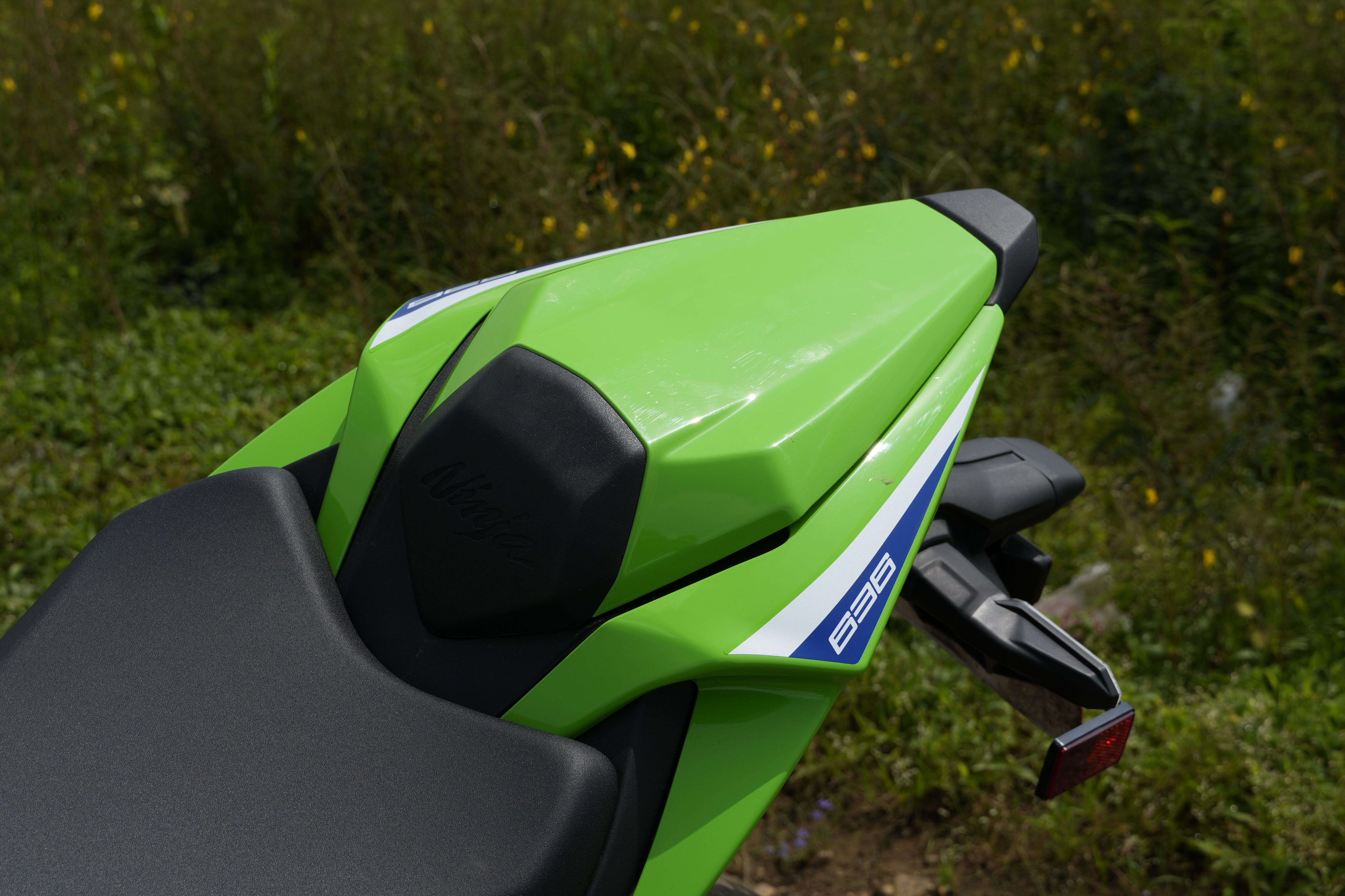 Kawasaki Ninja ZX-6R Pillion Seat Image – Ninja ZX-6R Photos in